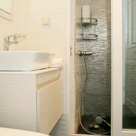 Vithos Aparthotel